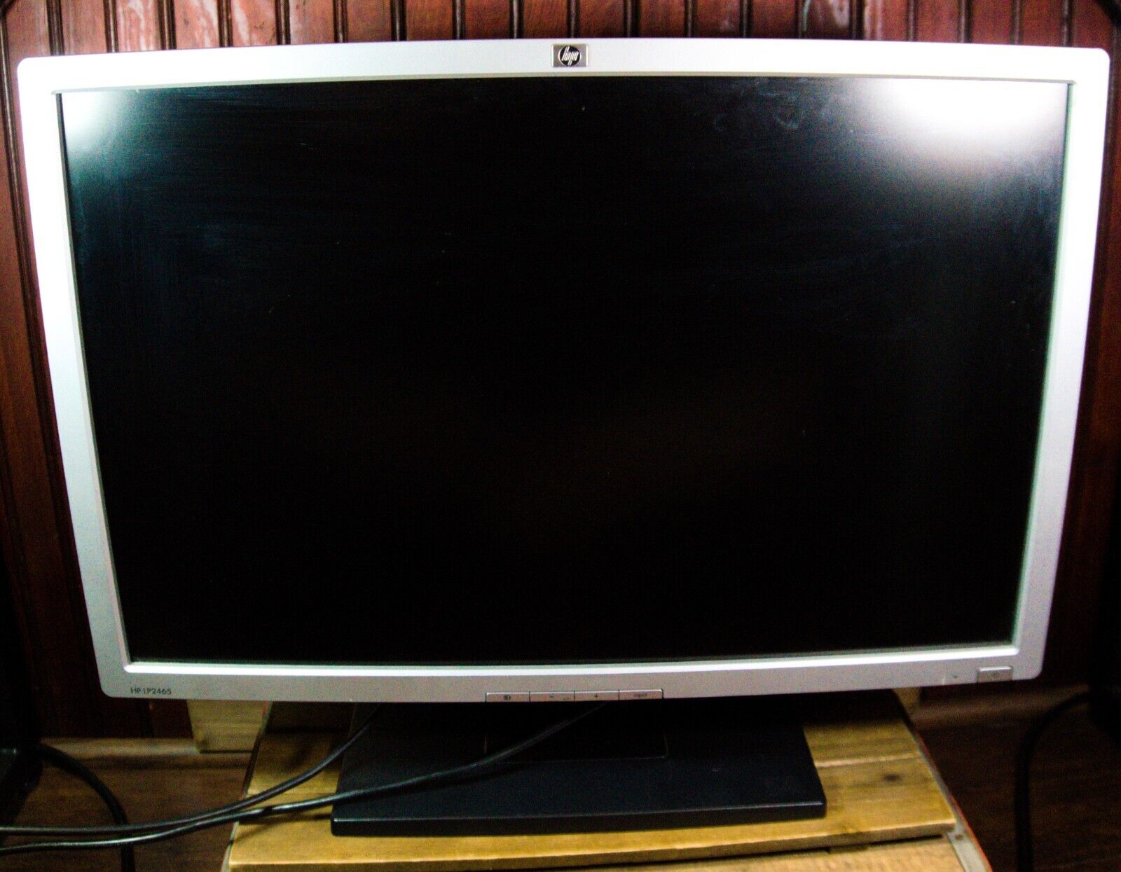 HP LP2465 LCD Monitor
