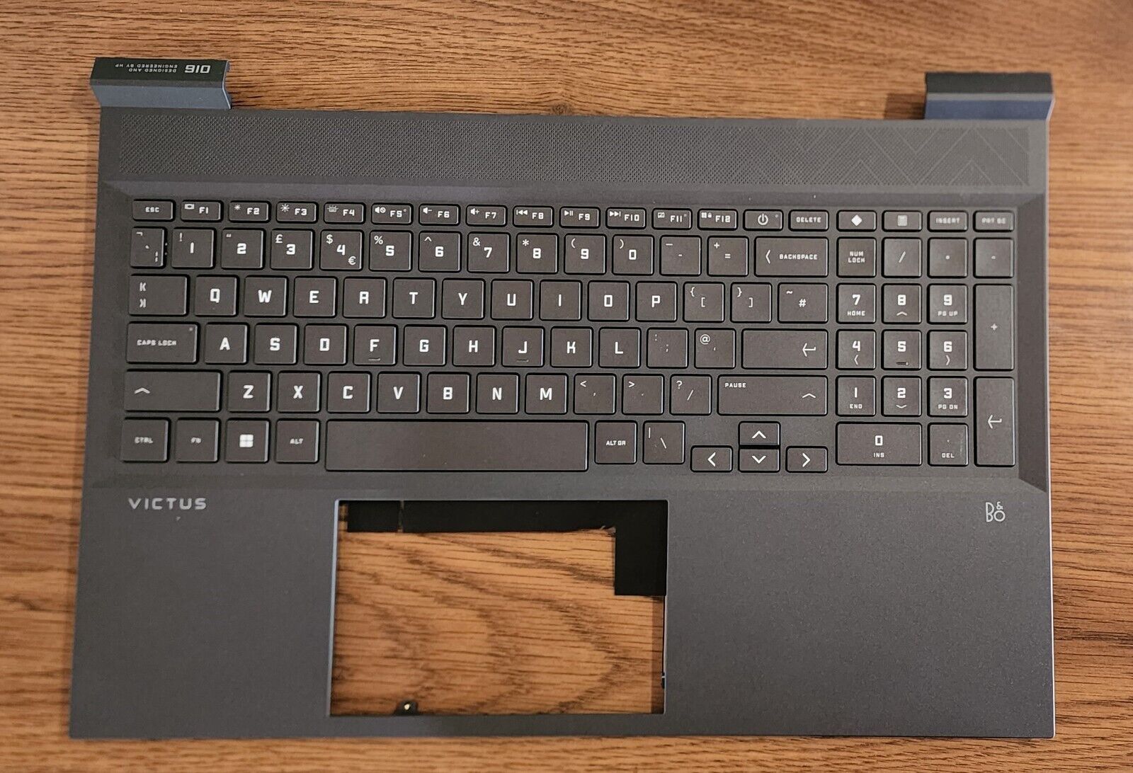 Genuine HP Victus 16-D 16-E Palmrest Cover Keyboard UK Backlit - M54738-031