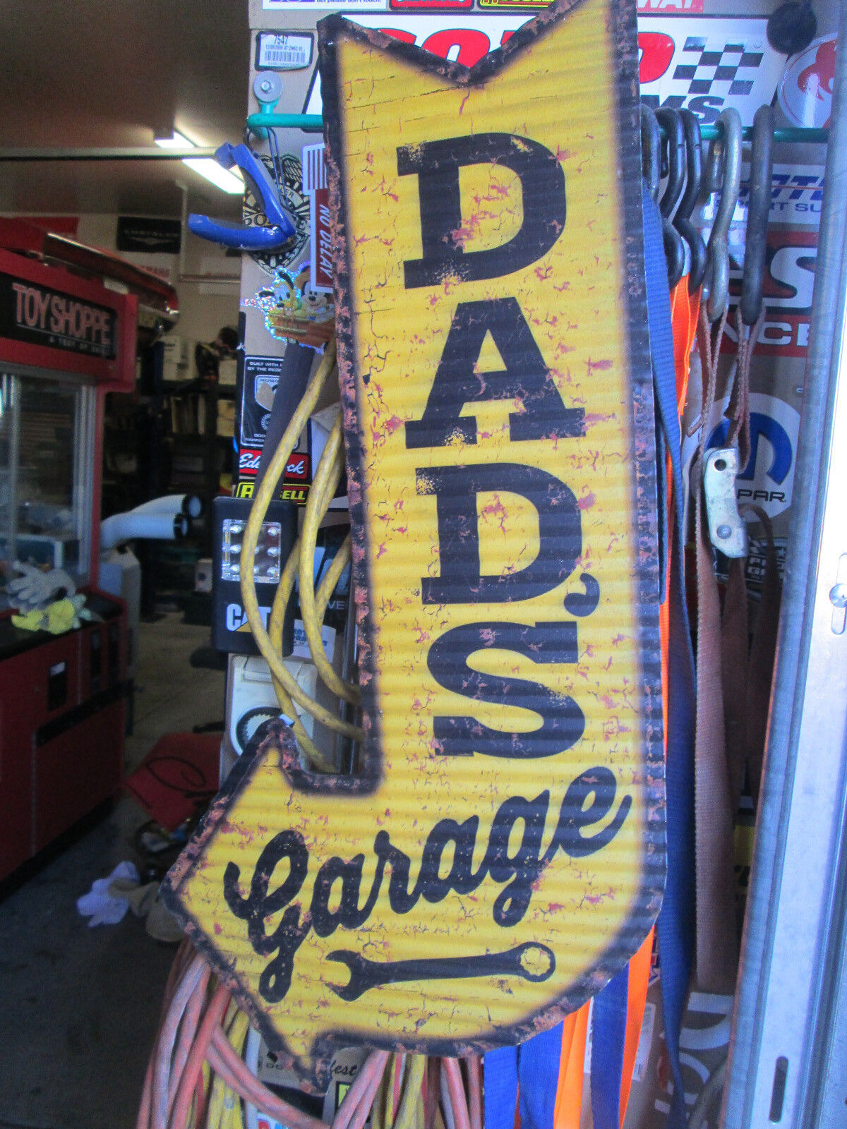DADS GARAGE ARROW SIGNS RETRO METAL COOL old school RUSTIC LOOK MAN CAVE GARAGE