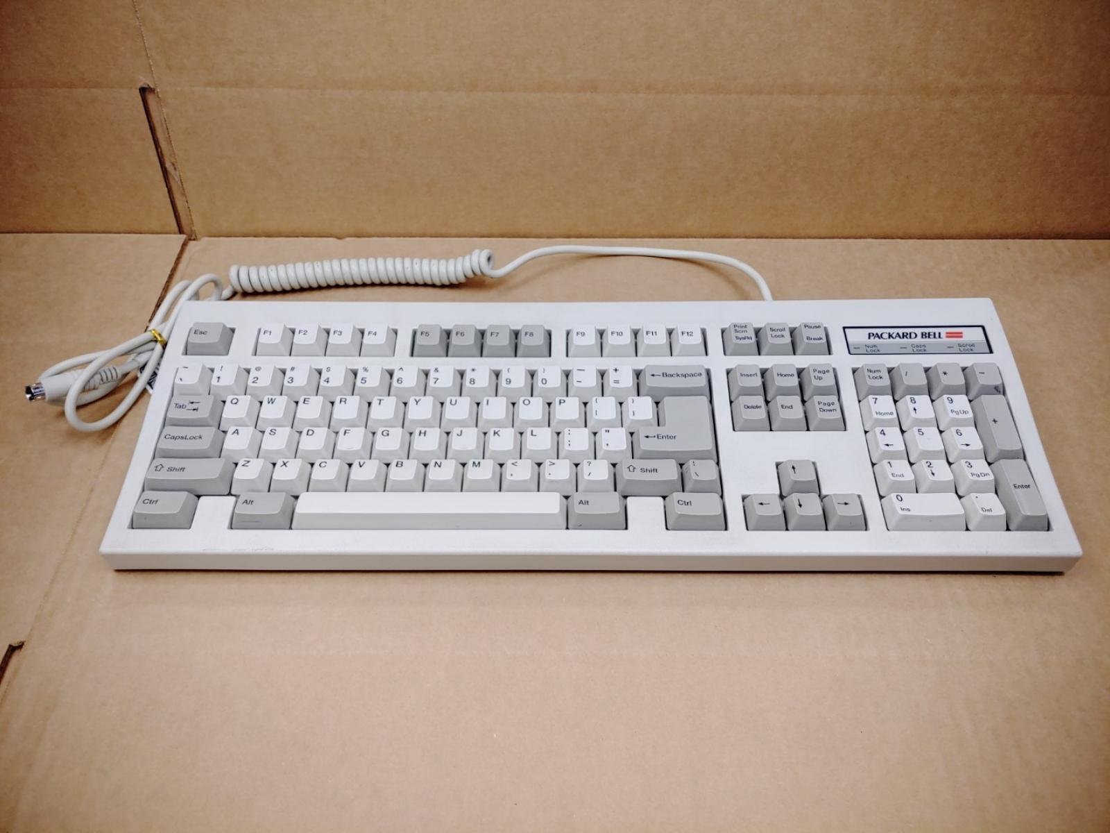 Vintage Packard Bell 5139 White PS/2 Wired Keyboard w/ Metal Bottom ✔✔✔