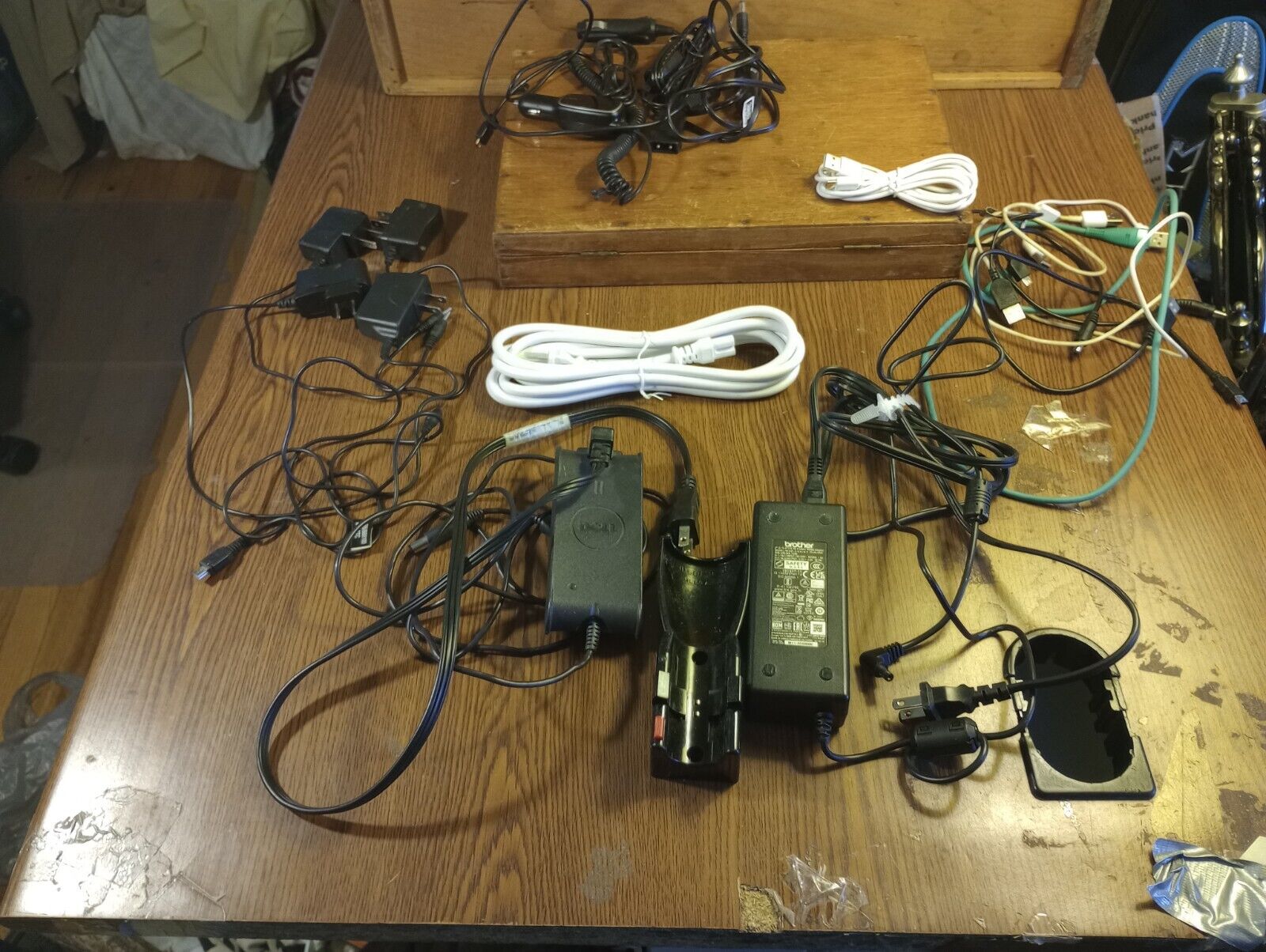 Brothers Pocket Jet Printer charger/Dell Charger/ lots of more
