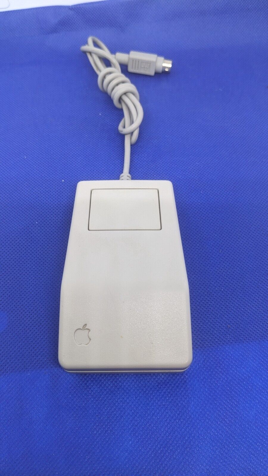 Vintage OEM Apple Desktop Bus Mouse for ADB Mac or IIGS G5431 A9M0331
