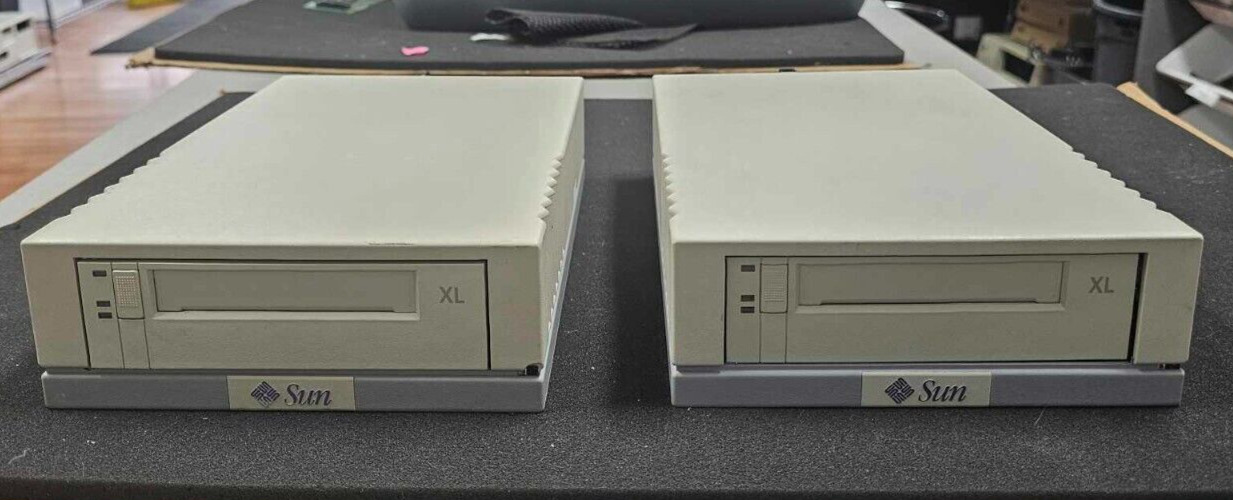 2x lot Rare Vintage Sun Gwv611-T Digital Data Storage Dds3 External Tape Drive