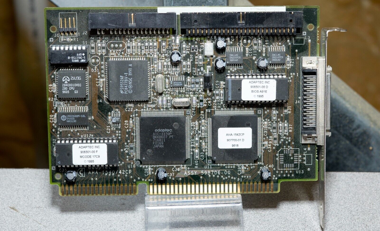 Vintage Adaptec AHA-1542CP SCSI floppy controller card 16 bit ISA tested ISA539