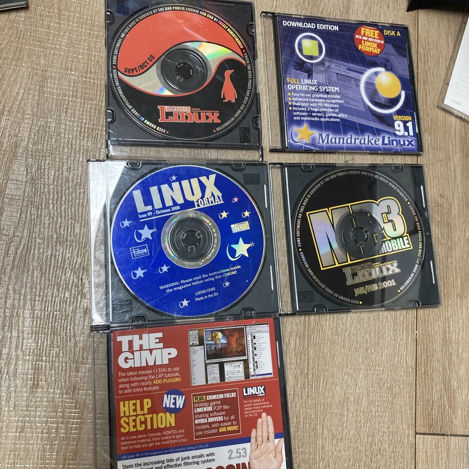 Huge Linux Operating Systems CDs Vintage 
