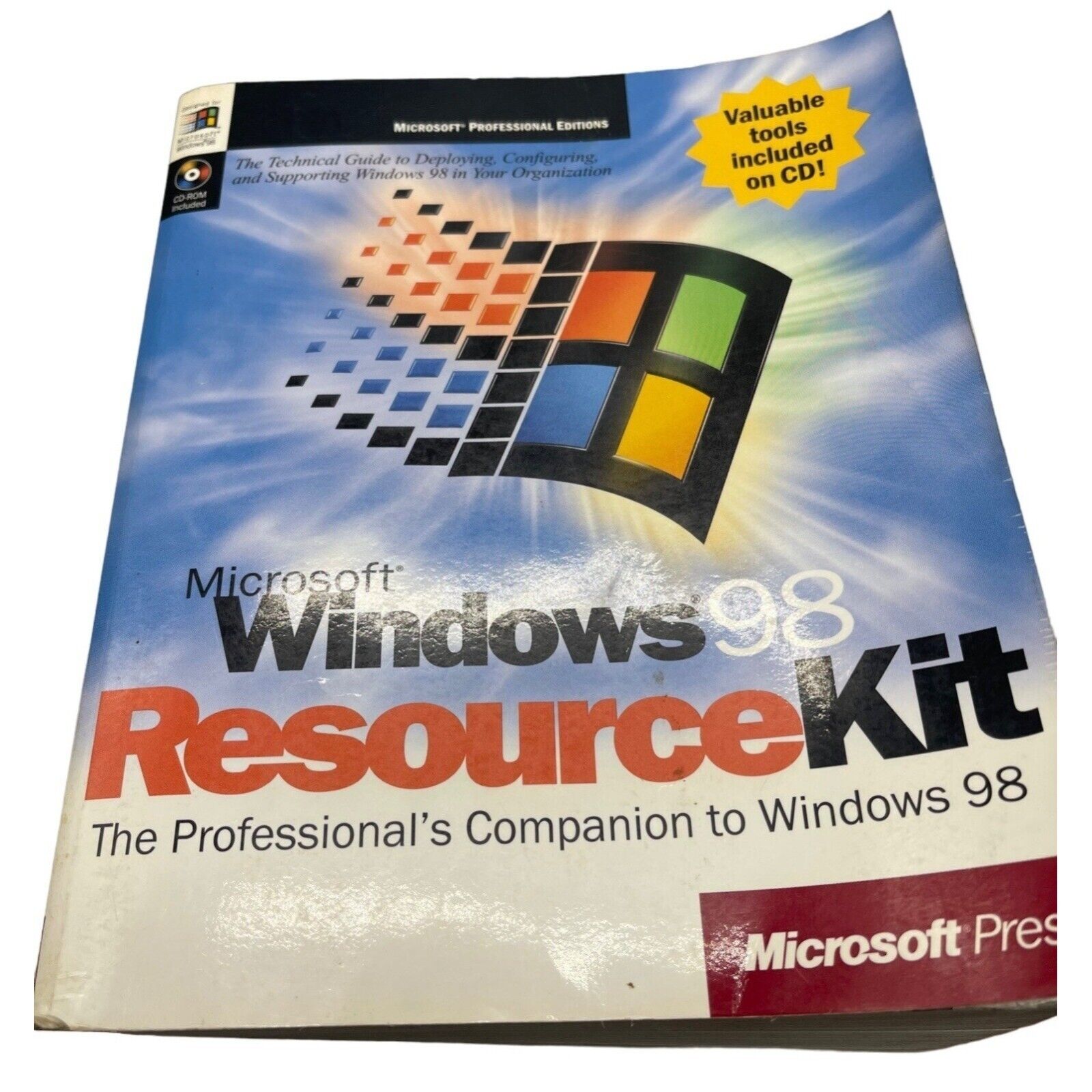 Microsoft windows 98 book resource kit copyright 1998 paperback 1766 pages READ