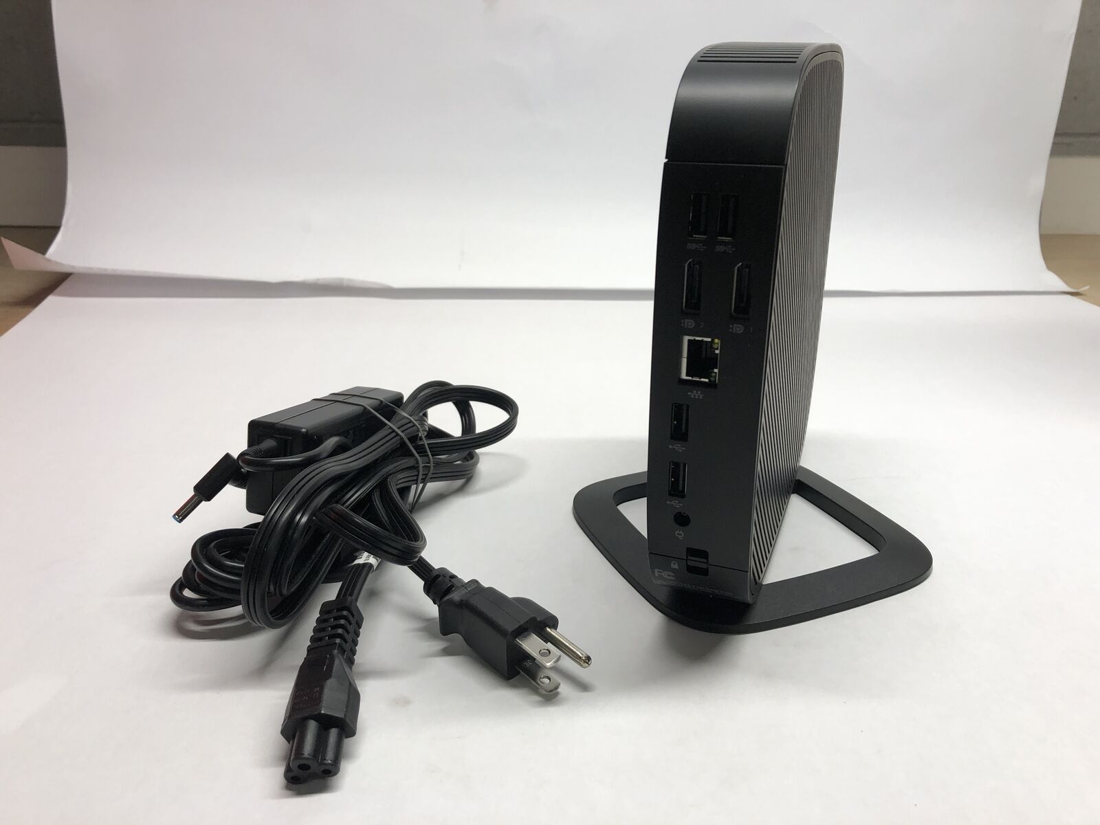Lot of 2 HP T530 Thin Client Computer GX-215JJ 4GB Ram 8GB SSD W Stand Cable No