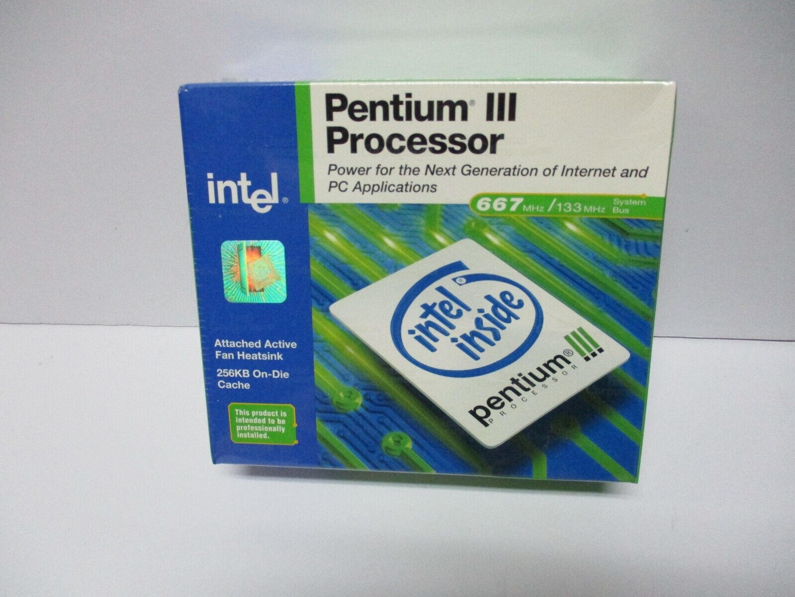 Vintage New Sealed INTEL PENTIUM III Slot 1 CPU Processor 667MHz/133MHz SB