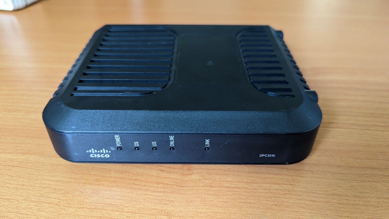 Cisco Dpc3010 Docsis 3.0 Cable Modem - Usb 2.0 / Gigabit Ethernet Good Condition
