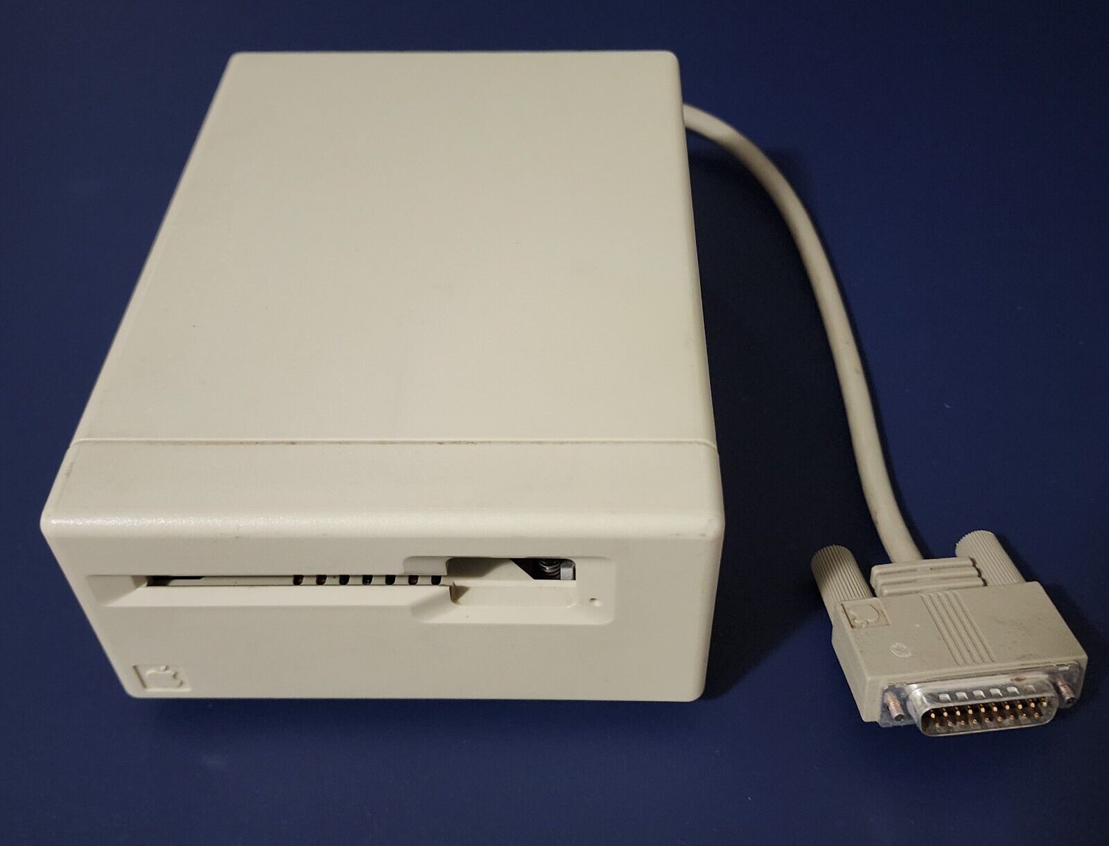 Vintage Apple Macintosh 400k External Floppy Disk Drive Model M0130 