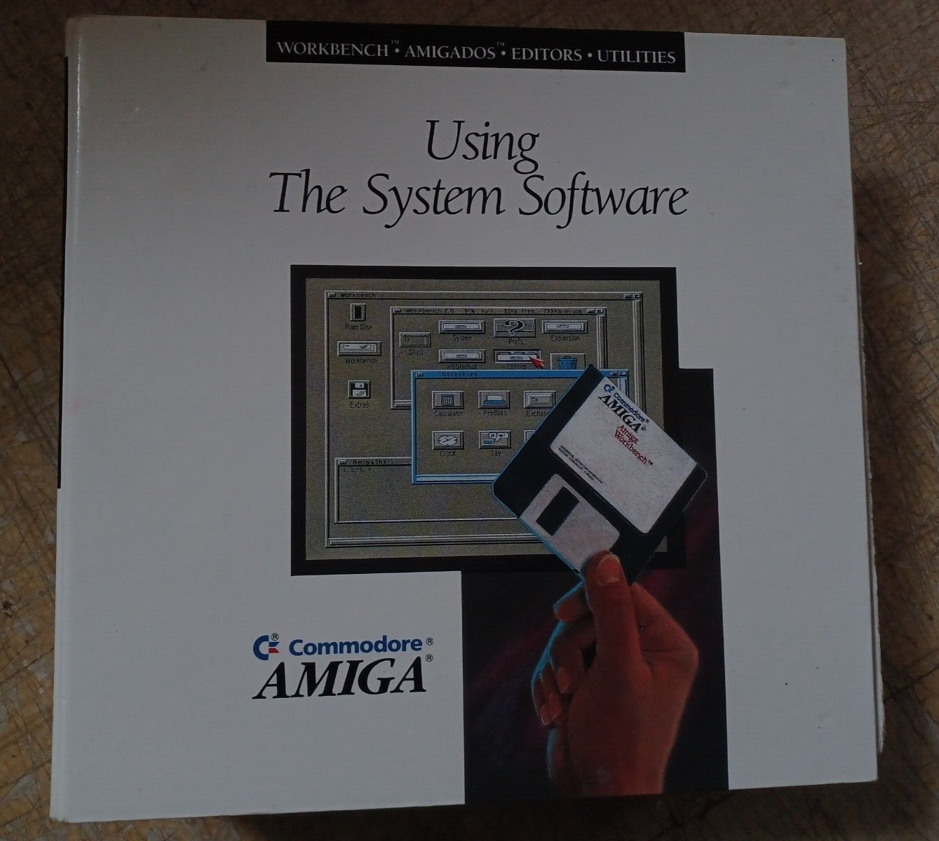 Amiga OS V2.05 AmigaDOS Using The System Software Manual And Floppies