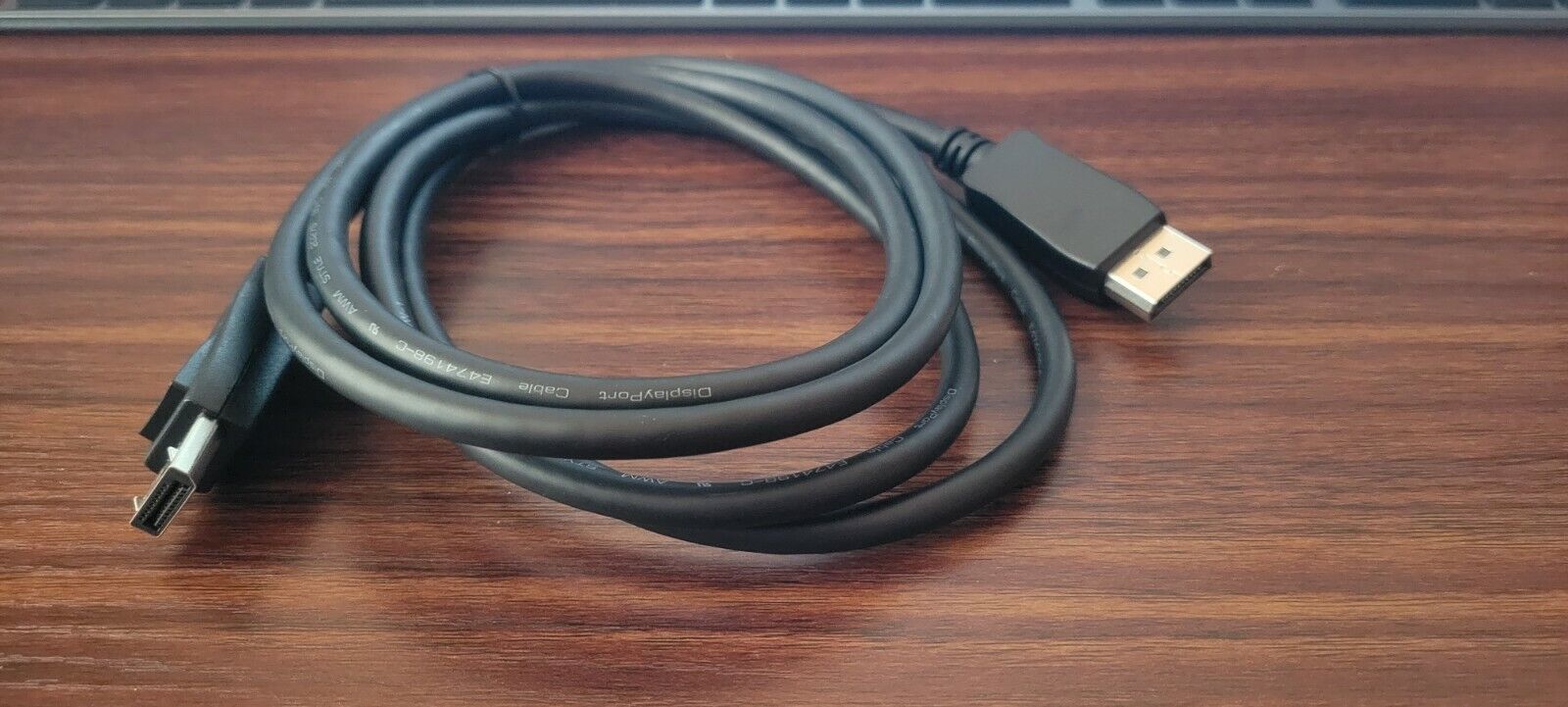 NEW - 6FT Display port Cable (Price  For 18 Cables Sold All Together)