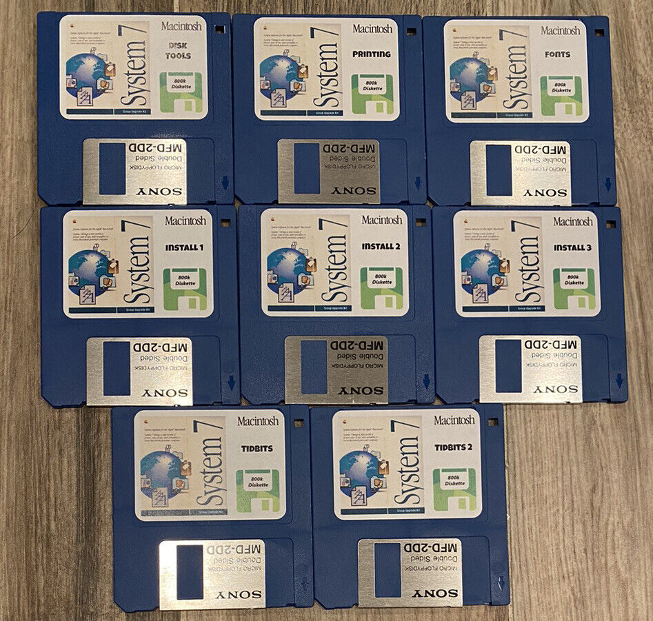 Vintage Apple Macintosh OS System 7 800k 3.5” Floppy  Disks *Working*