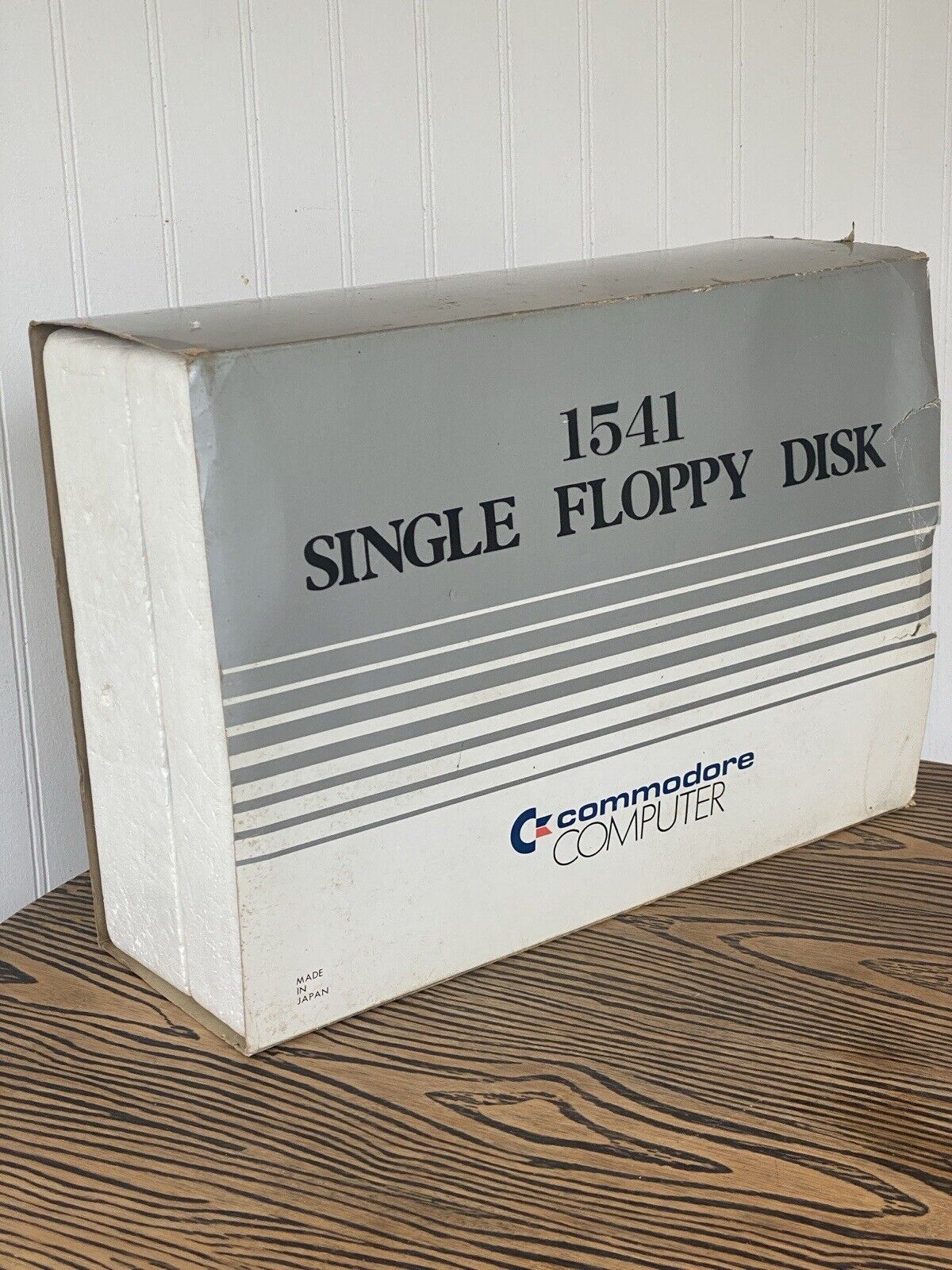 Commodore Computer 1541 Single Floppy Disk Drive In Original Box Manual Cords