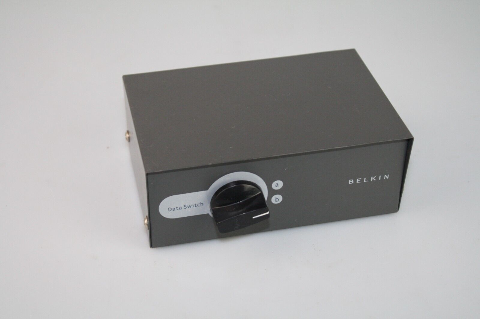 Vintage Belkin F1B024-E Data Transfer Switch Kit W/ Cable