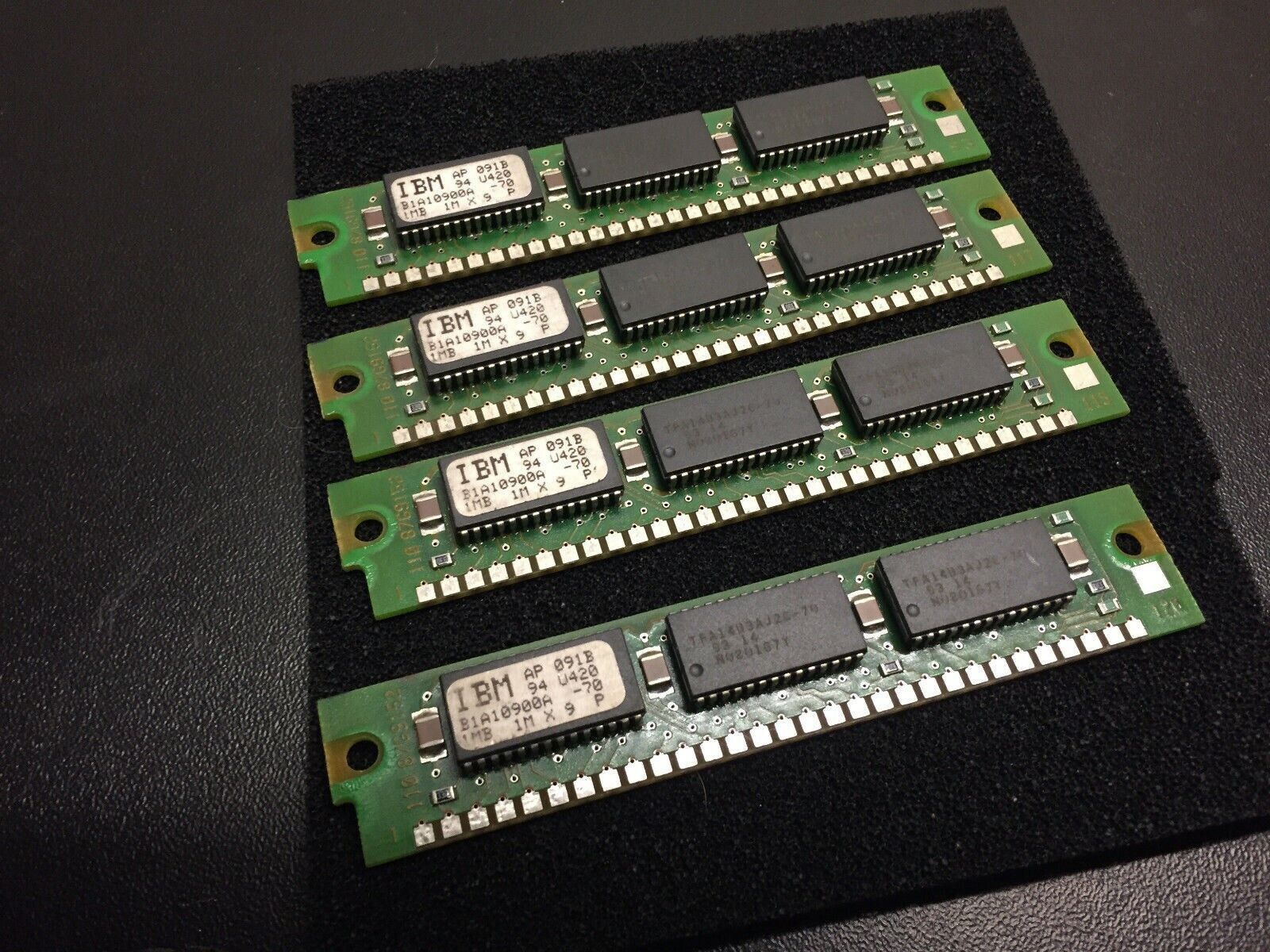 4x 1MB 30-Pin 3-chip Parity 70ns FPM 1Mx9 Memory SIMMs 4MB RAM Apple Mac PC