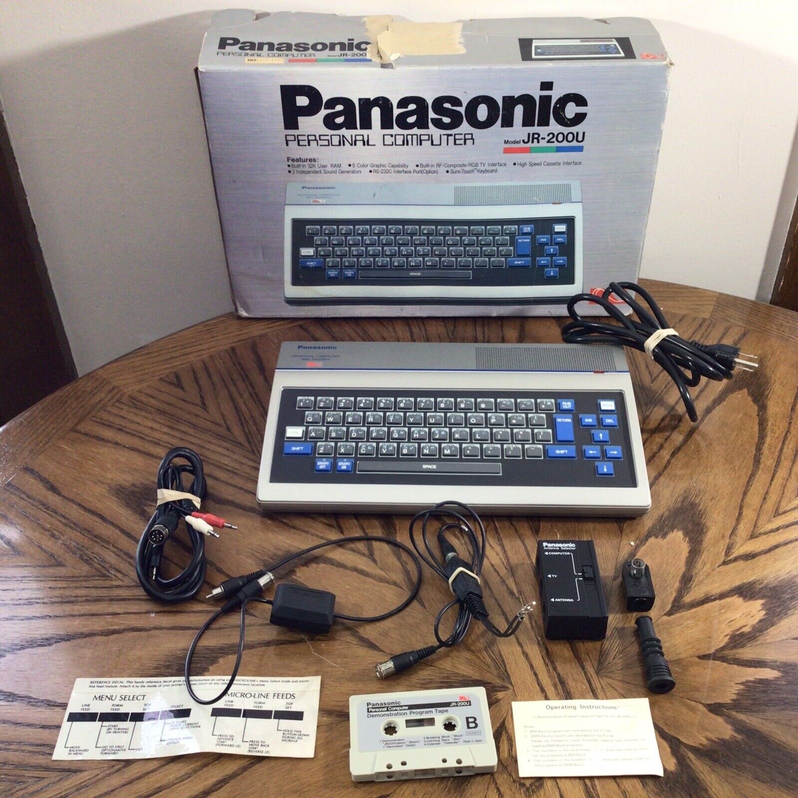 Panasonic JR-200U Vintage Computer Very Good Condition Original Box Powers On