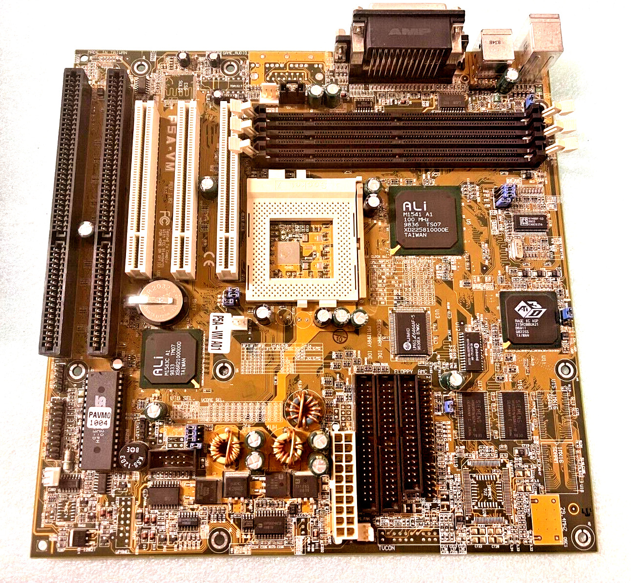RARE ASUS P5A-VM SUPER SOCKET 7 MMX AMD CYRIX K6-2 ATX MOTHERBOARD VGA MBMX24