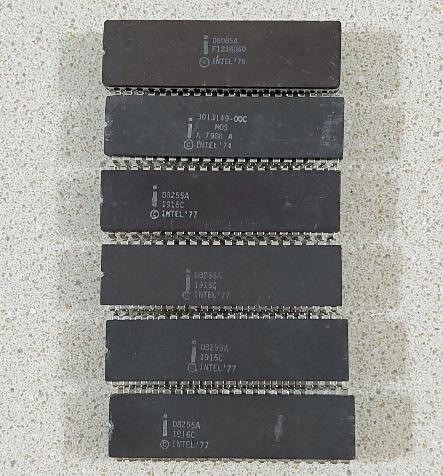 Lot 6 Vintage 70\'s INTEL 40 Pin Ceramic D8225A 40 Pin Programmable Peripheral