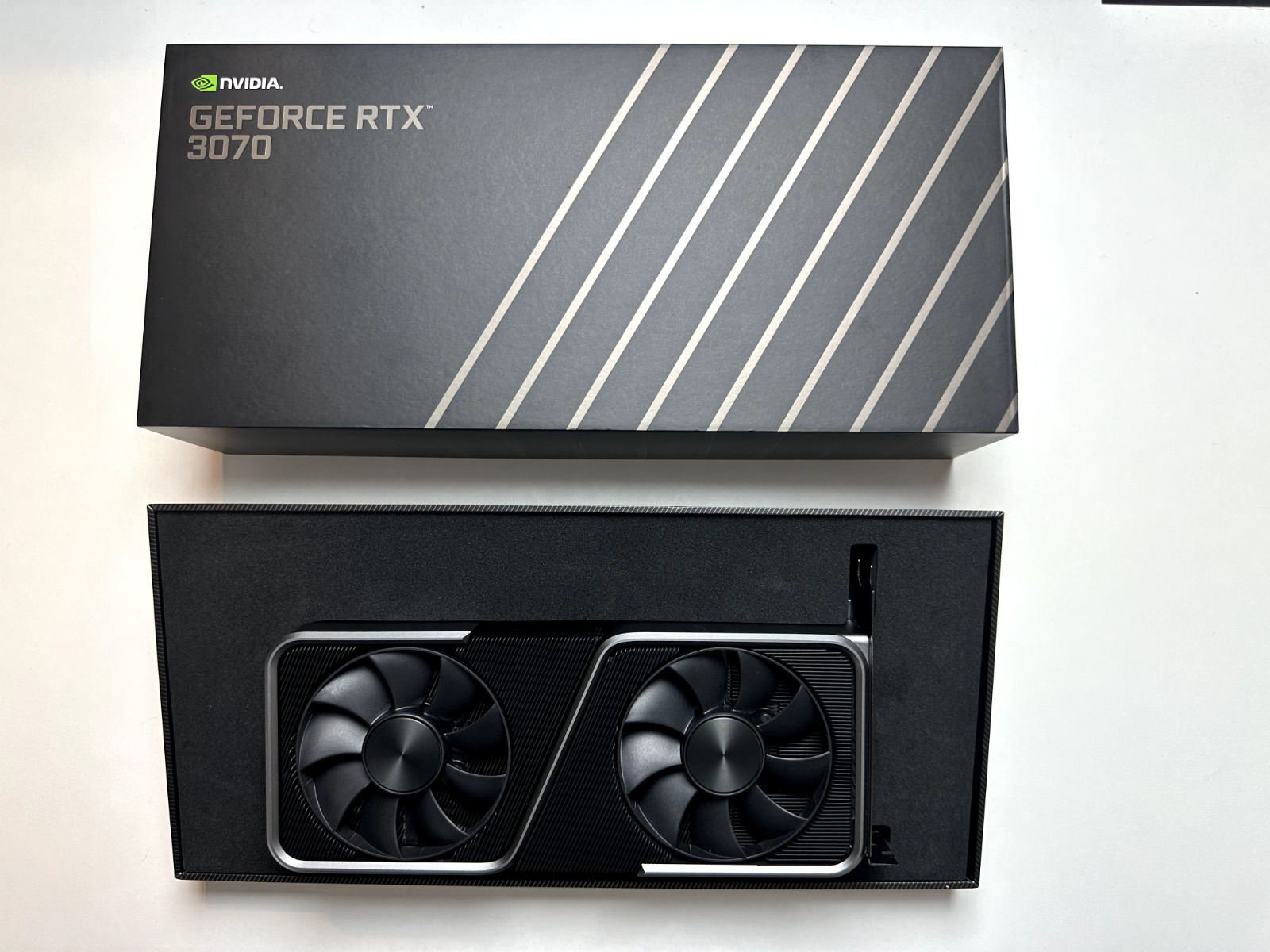 NVIDIA GeForce RTX 3070 Founders Edition 8GB GDDR6 Graphics Card - BARELY USED