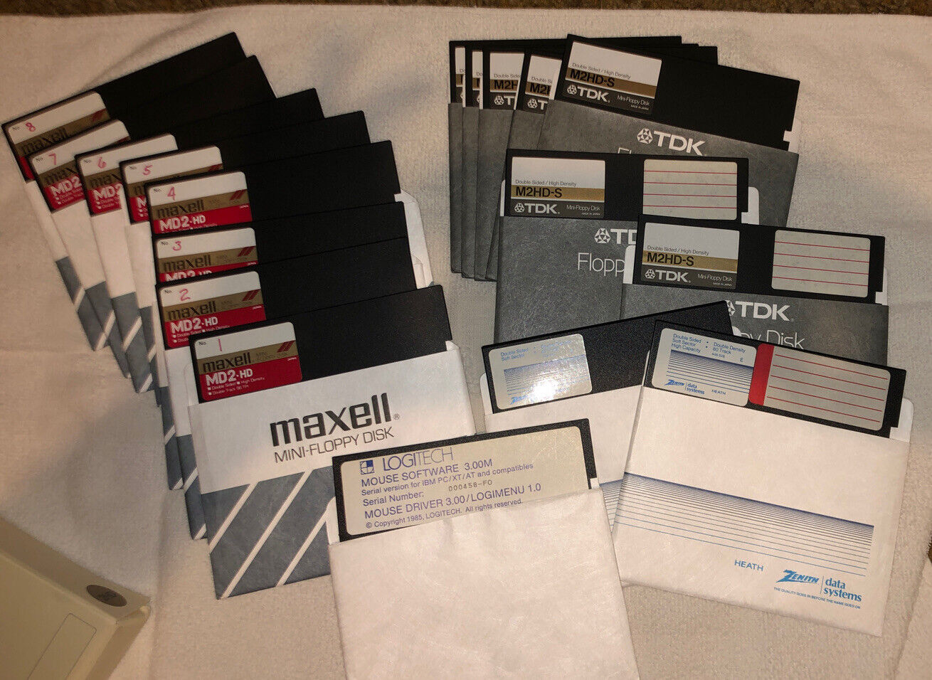 18 RARE VTG 5 1/4 Floppy Disks- Maxwell, TDK,Zenith, Logitech Mouse Software3.00