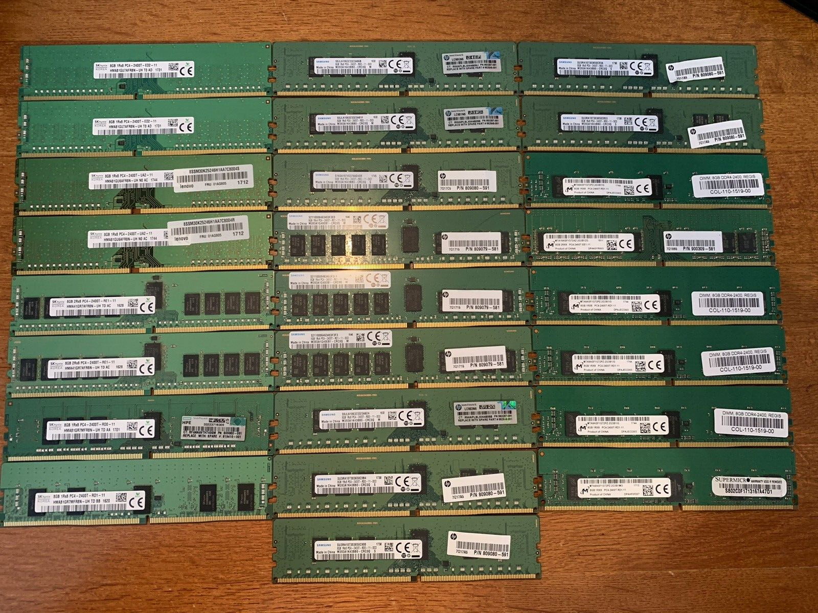 Lot of 25 Sticks - 8GB PC4-2400T ECC REG Server RAM Memory Samsung Hynix Micron