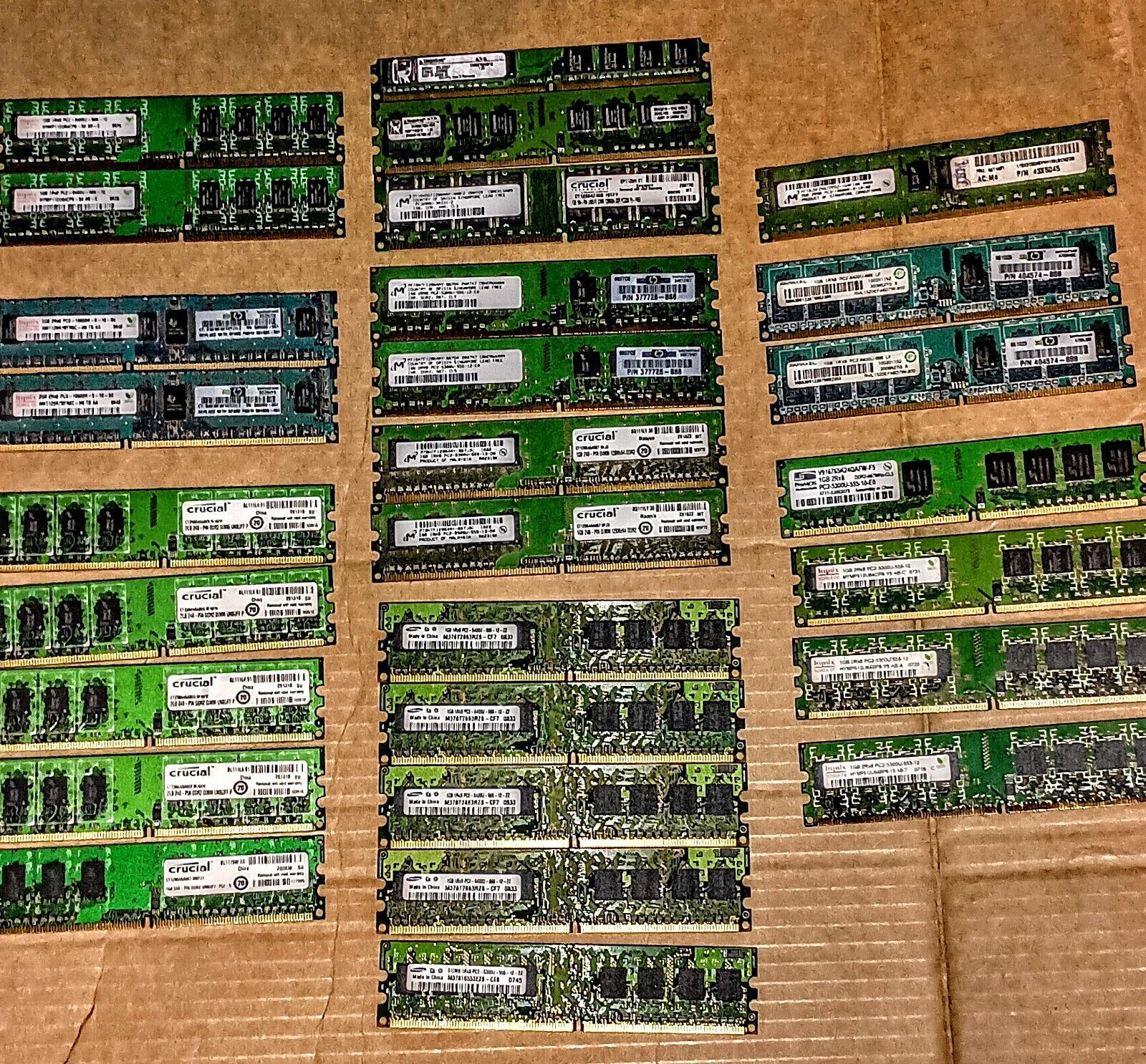 Lot of 28 PC  1gb-2gb RAM Cards | Mixed Brands/Speeds/Types