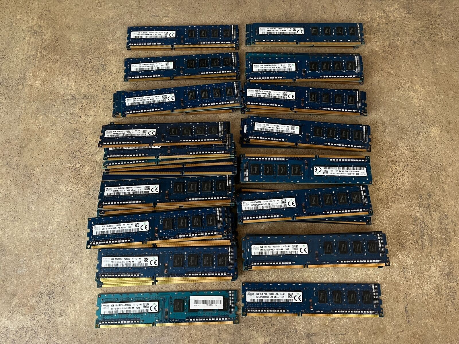 LOT 50  SK HYNIX 4GB HMT451U6BFR8A DDR3 PC3L-12800U PC3-12800U DKTOP RAM F5-1(1)