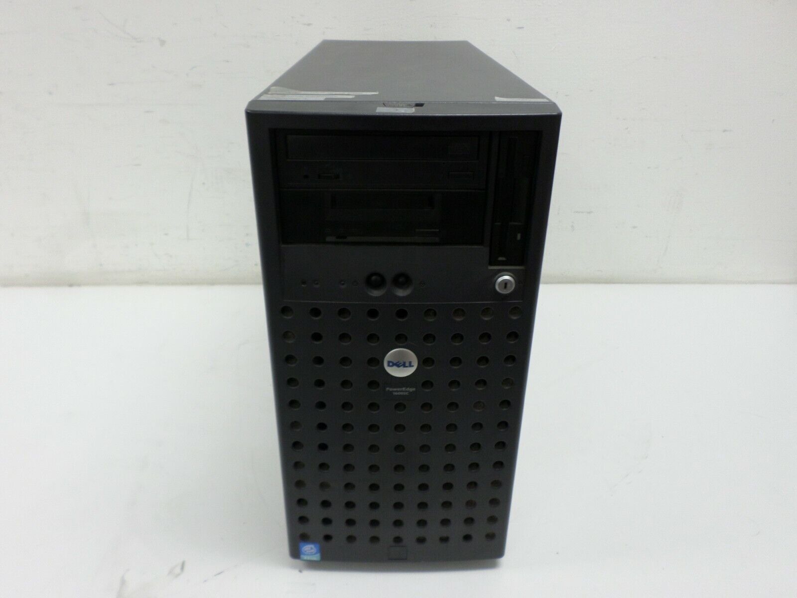 Dell PowerEdge 1600SC Tower Server Intel Xeon @ 2GHz 4GB RAM No HDD No OS 