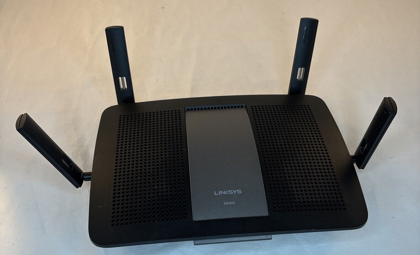 Linksys E8400 AC2400 Wireless WiFi Gigabit Dual Band Router