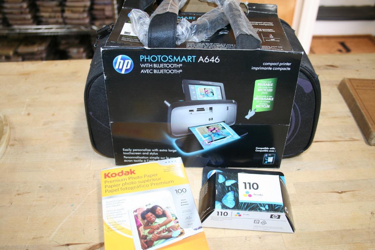 New HP Photosmart A646 w/ Bluetooth, Carry Case Extra 100 Kodak Paper pack & Ink