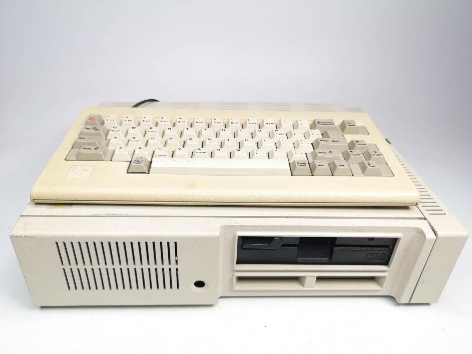 Vintager IBM Personal Computer Model 4860 With Keyboard LR53966 No Monitor RARE