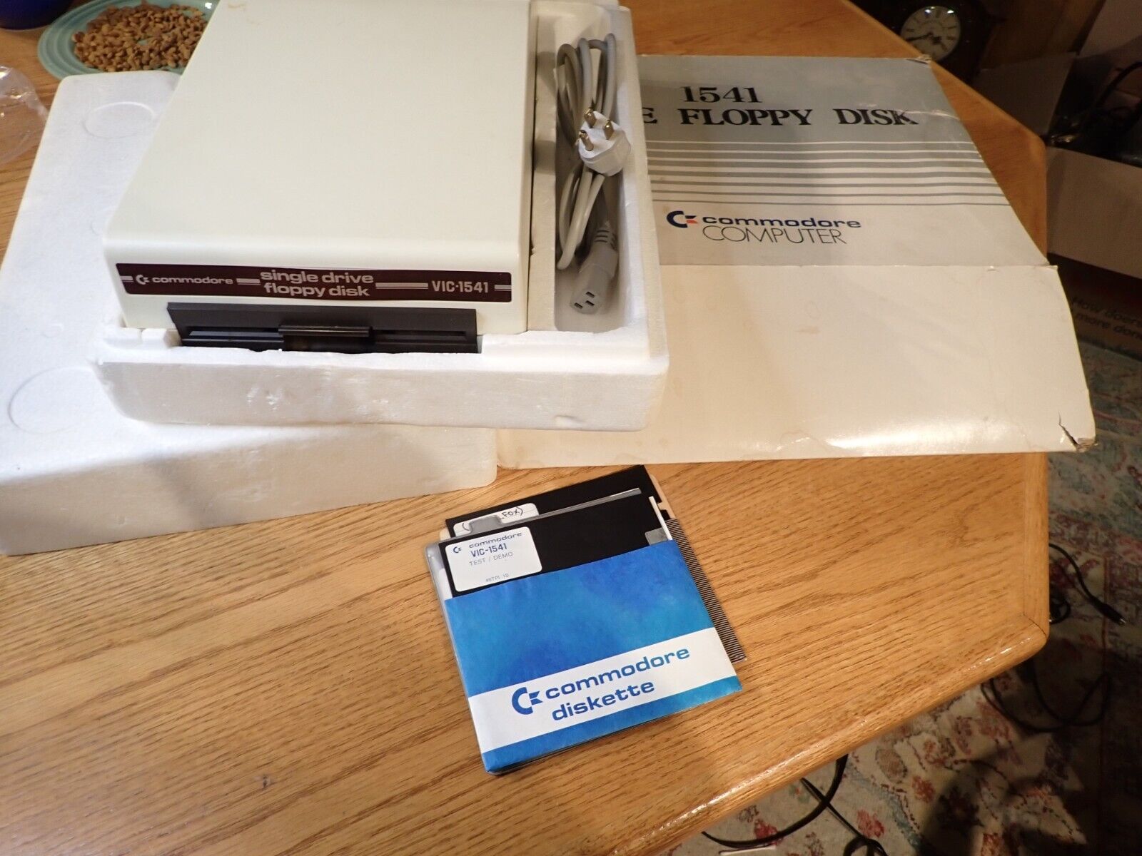 Commodore Computer 1541 Single Floppy Disk Drive In Original box Powers on