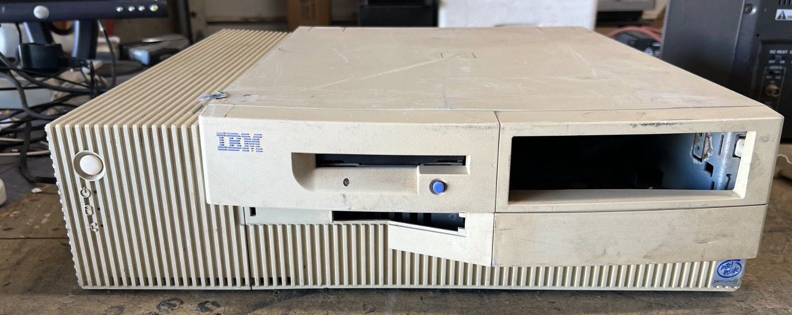 *VINTAGE* IBM Personal Computer 300PL.  Model 6862