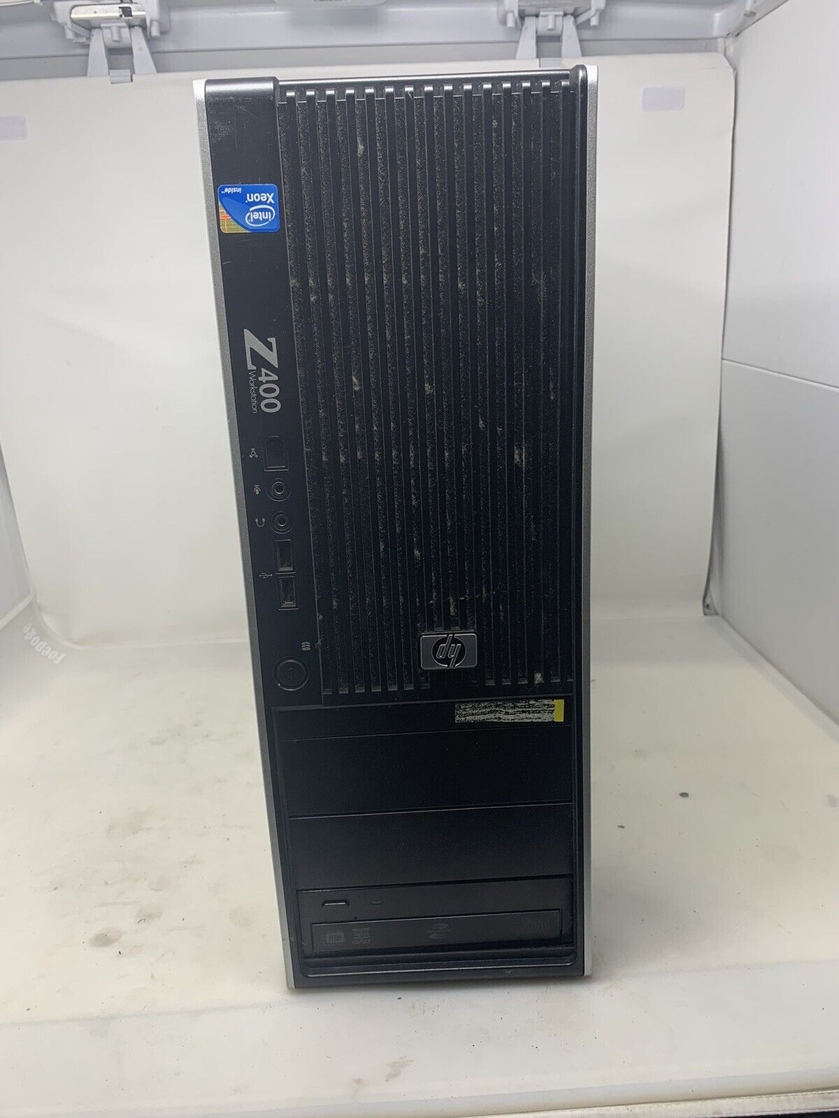 HP Z400 Workstation Xeon W3550 @ 3.07GHz 12GB RAM 251GB HDD No OS 32224F13