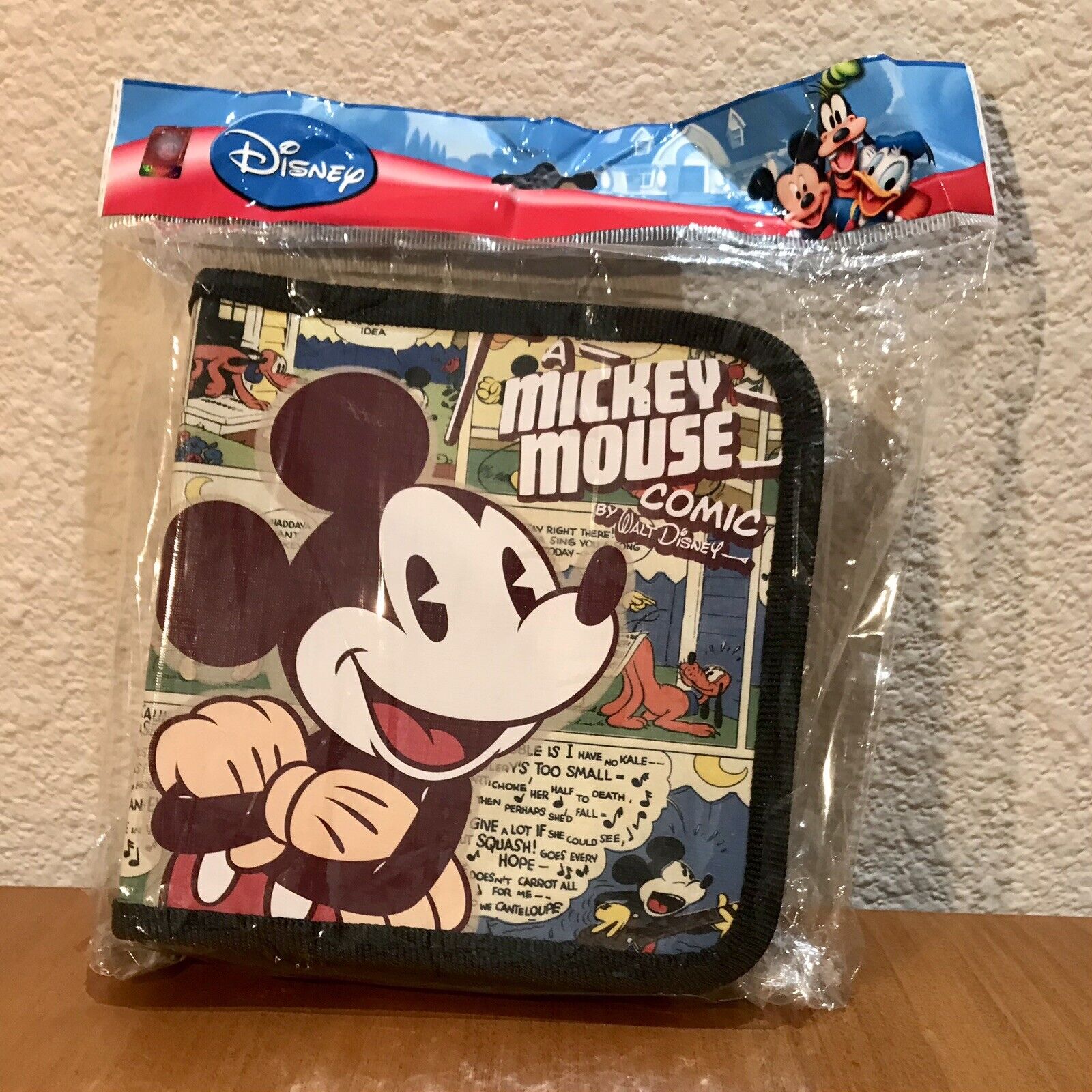 ✅Disney Mickey Mouse CD / DVD Case Storage Wallet compact disc Vintage retro