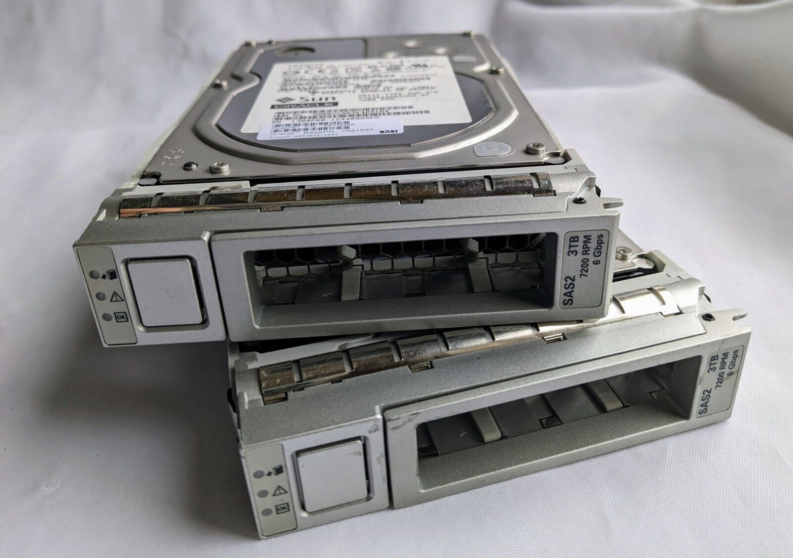 Lot of 4 Sun Oracle 7010036 7021037 3TB Disk w/Coral Bracket HUS723030ALS640