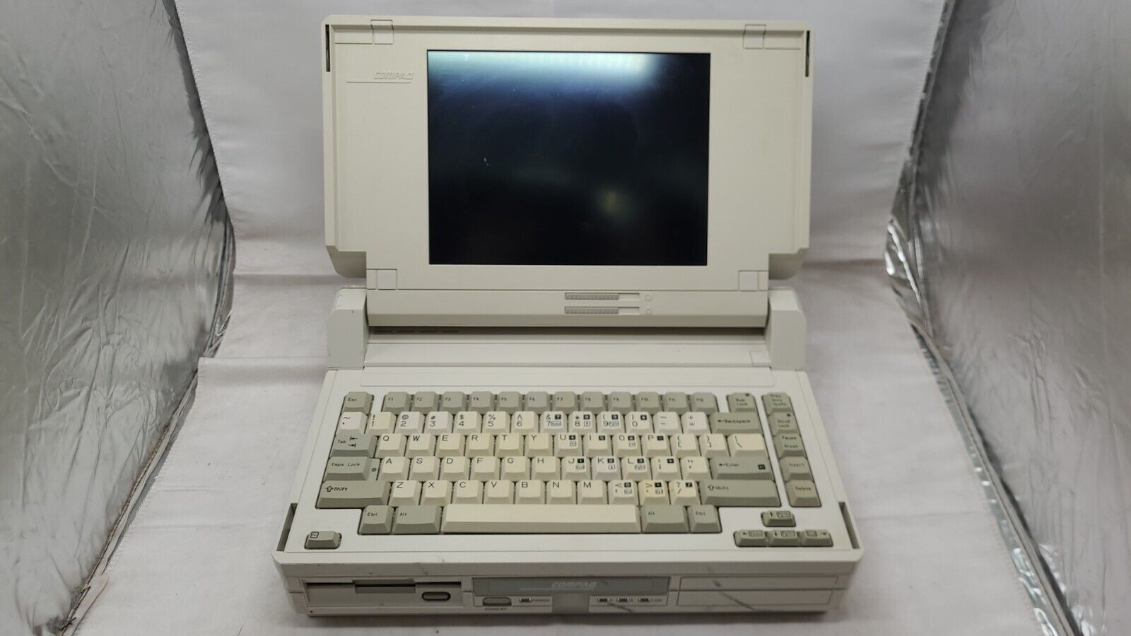 Vintage Compaq SLT/286 NOT POWER TESTED Intel 80286 12 MHz 640 KB RAM