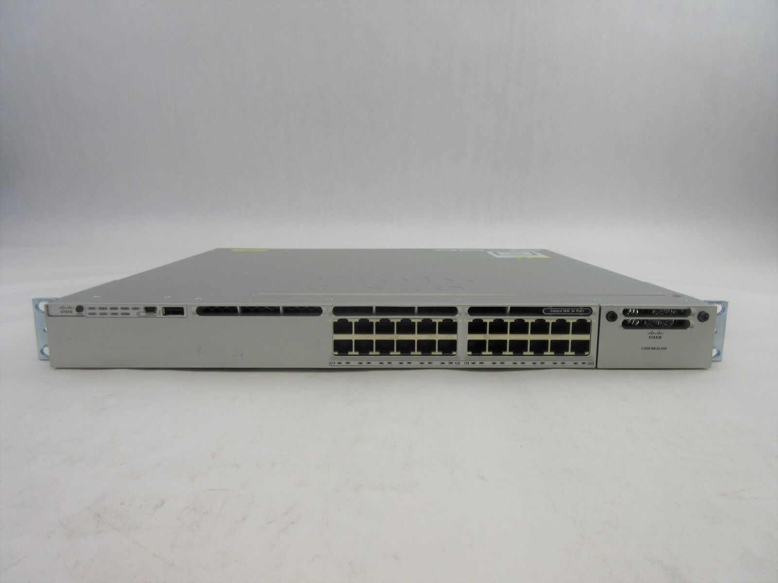 Cisco 3850 Series 24 Port POE+ Network Switch, WS-C3850-24P-S, C4*243