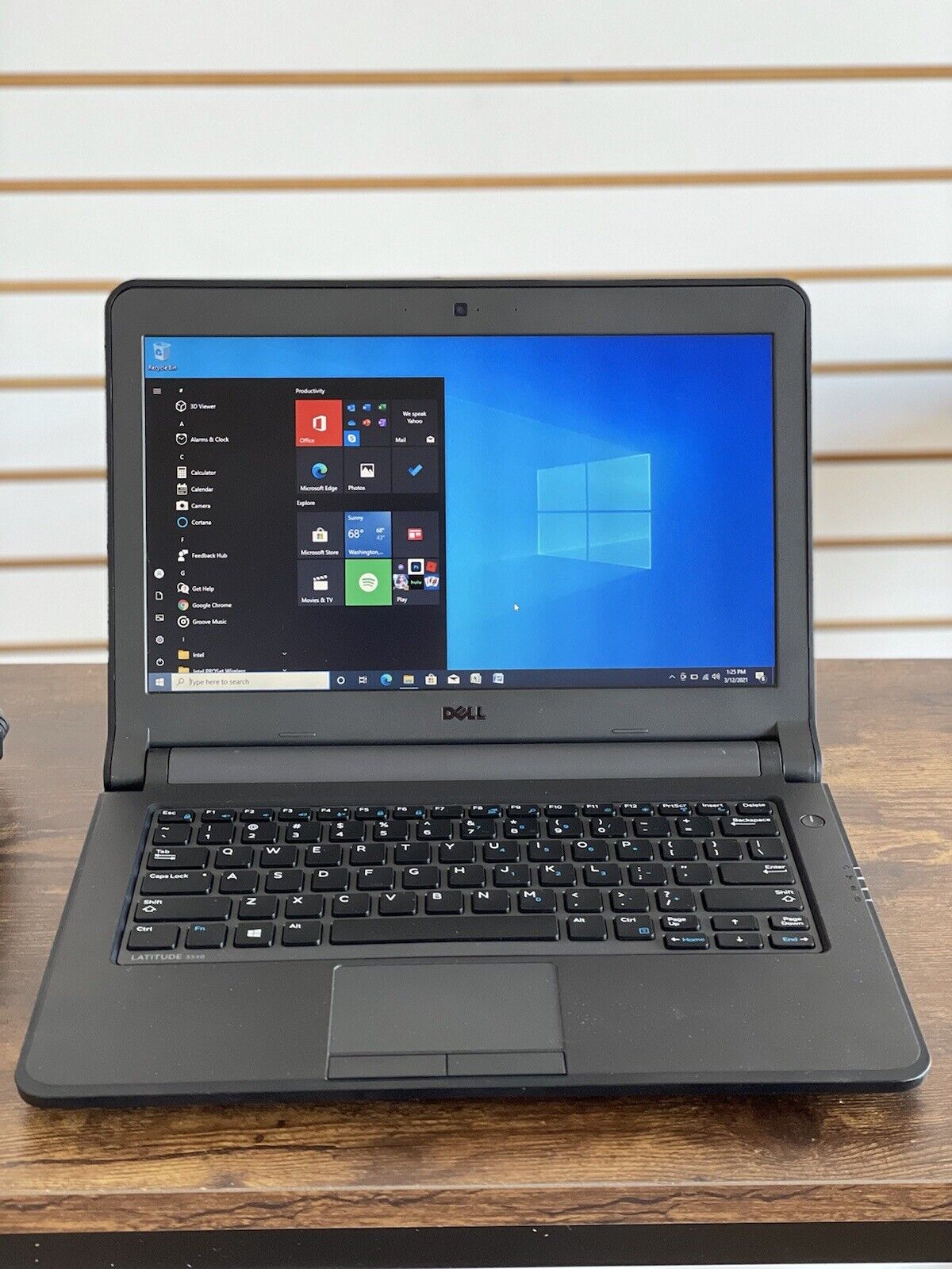 Dell Latitude Laptop Microsoft Office Windows 10 Pro/7/XP with 8 GB RAM 120 SSD