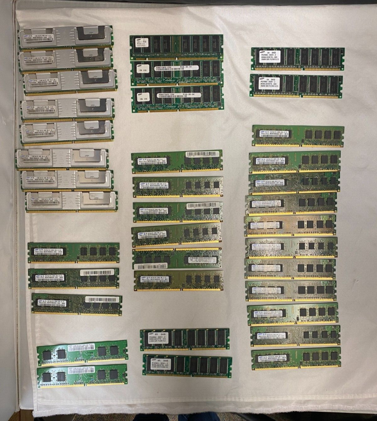 Lot of 37 Assorted Samsung 256mb,  512mb, 1gb, 2gb RAM Memory, See Description
