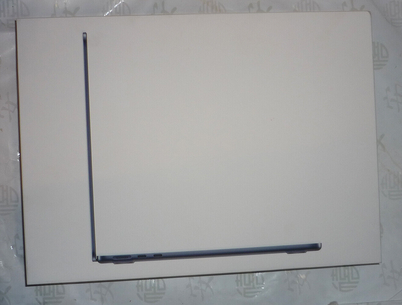 Apple MacBook Air A3113 13 inch MDN 512GB, Empty Box Only