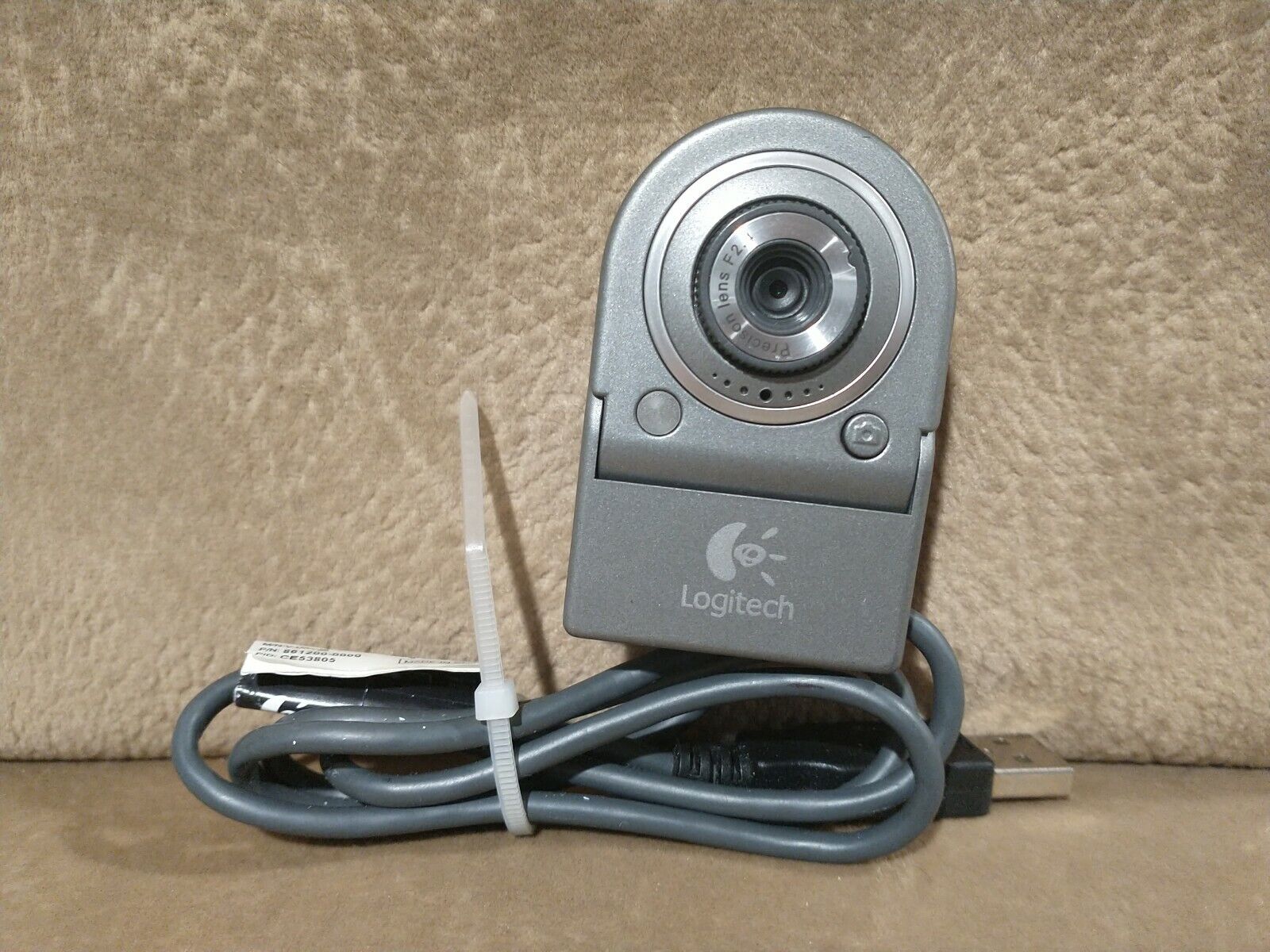 Logitech PC Camera V-UAV35 Skype Massager Facebook Webcam Home & Office Use