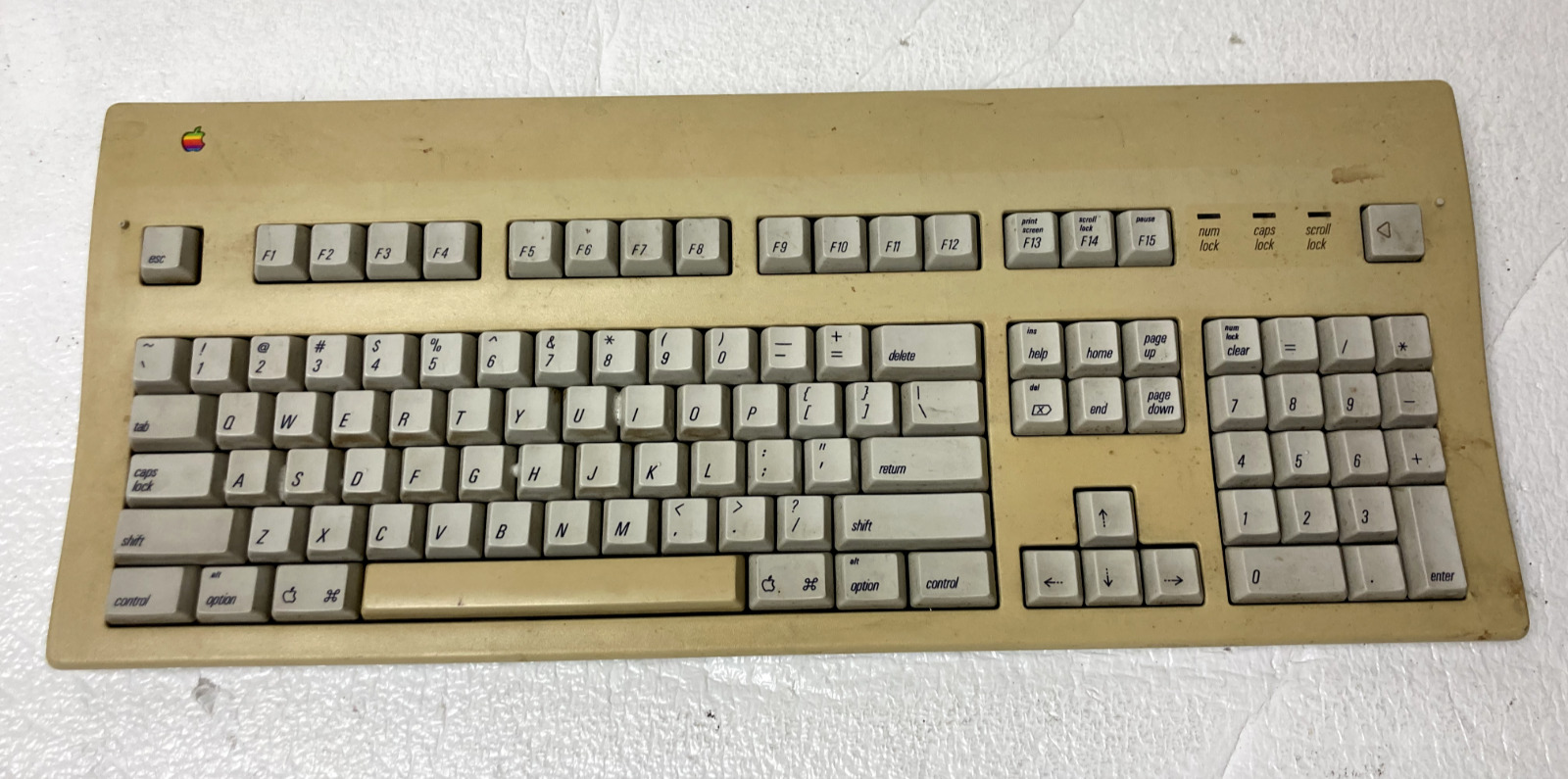 Vintage Apple Macintosh Extended Keyboard II Desktop M3501 No Cable UNTESTED