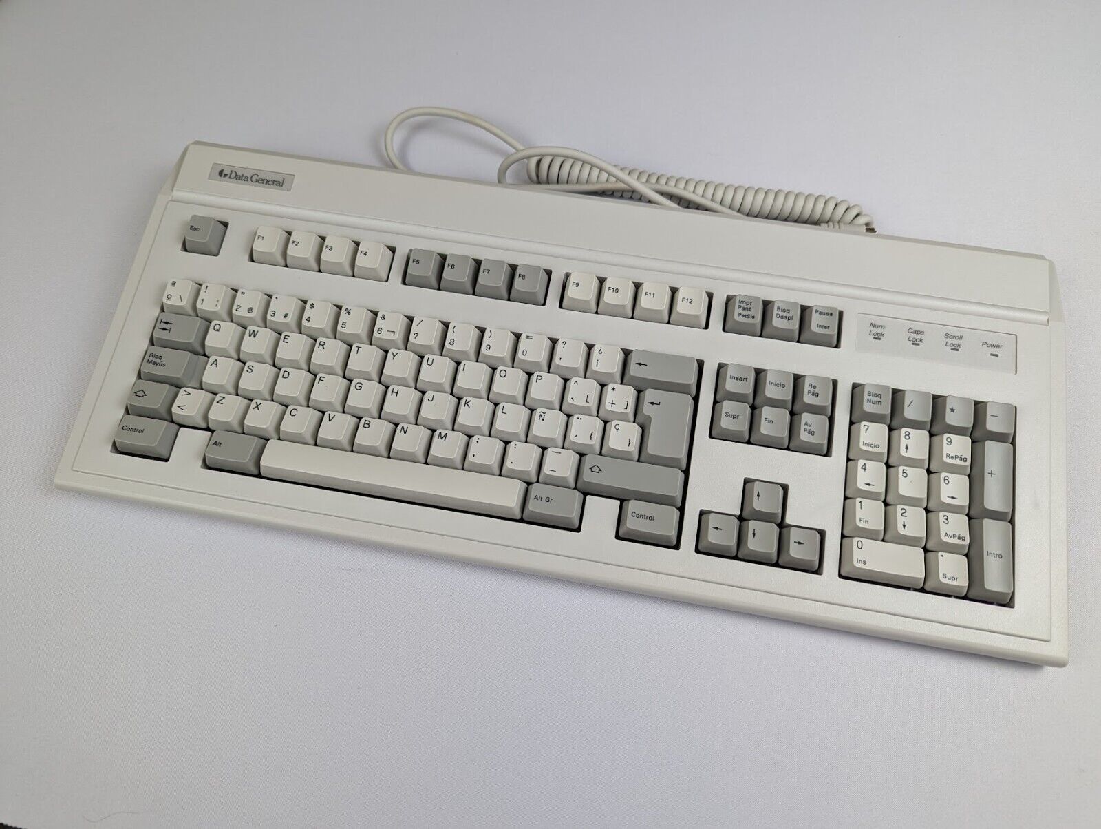 Data General branded Acer 6312-K 7S/DG/SP Vintage PS/2 Keyboard (Acer Switches)