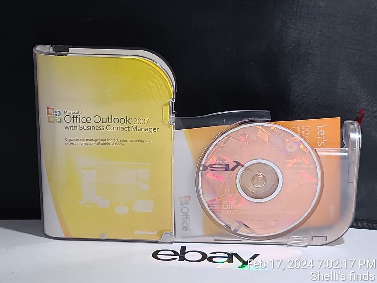 Microsoft Office Outlook 2007 Retail CD & Case Product Key