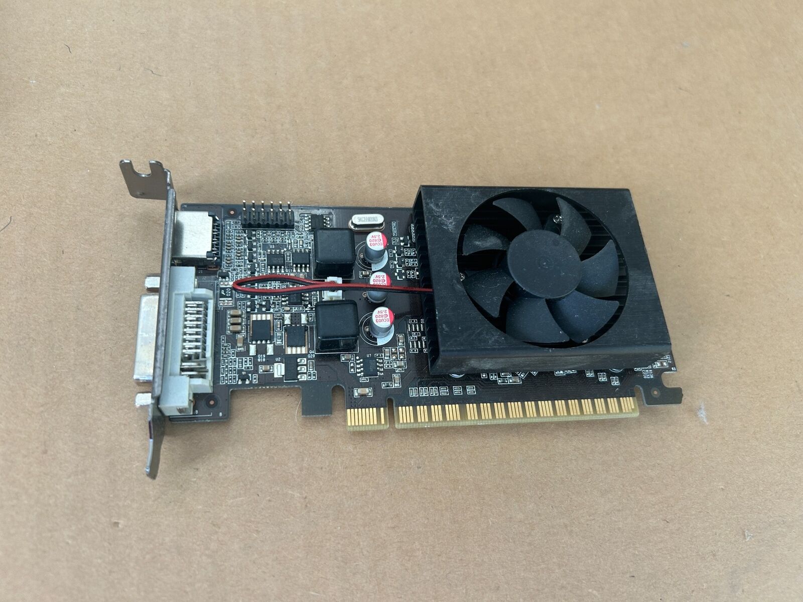 PNY NVIDIA GeForce GT 610 1GB DDR3 Video Card VCGGT610XPB UC6-1(7)