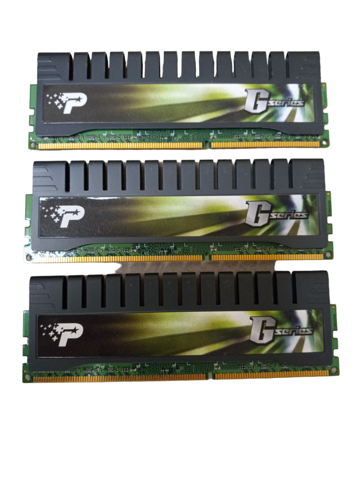 3x4GB (12GB) Patriot GSeries 1333MHz C9 DDR3 RAM Desktop Memory PGS312G1600ELK