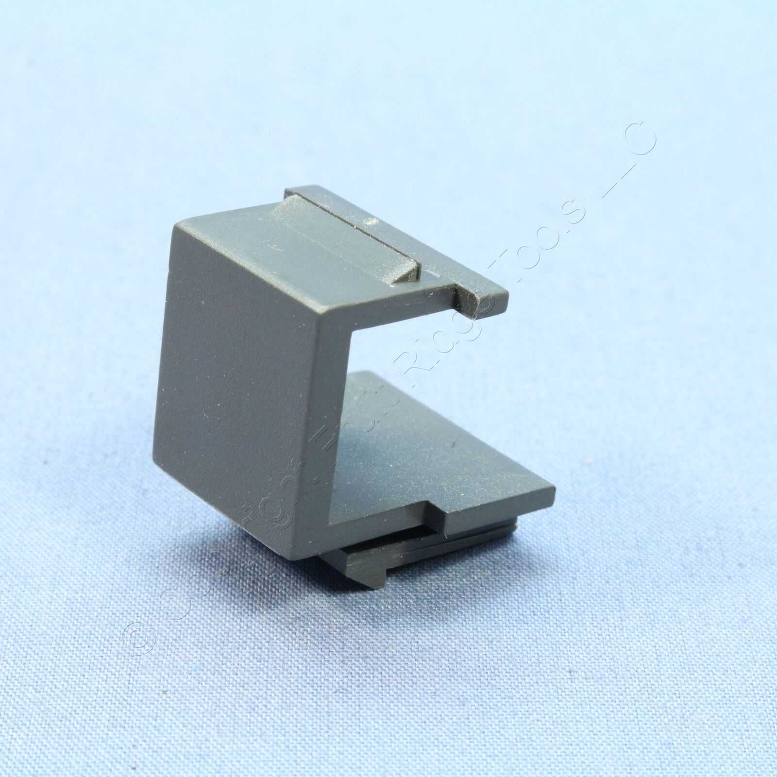 Cooper Aspire Silver Granite Blank Modular Wallplate Port Filler Insert 9558SG