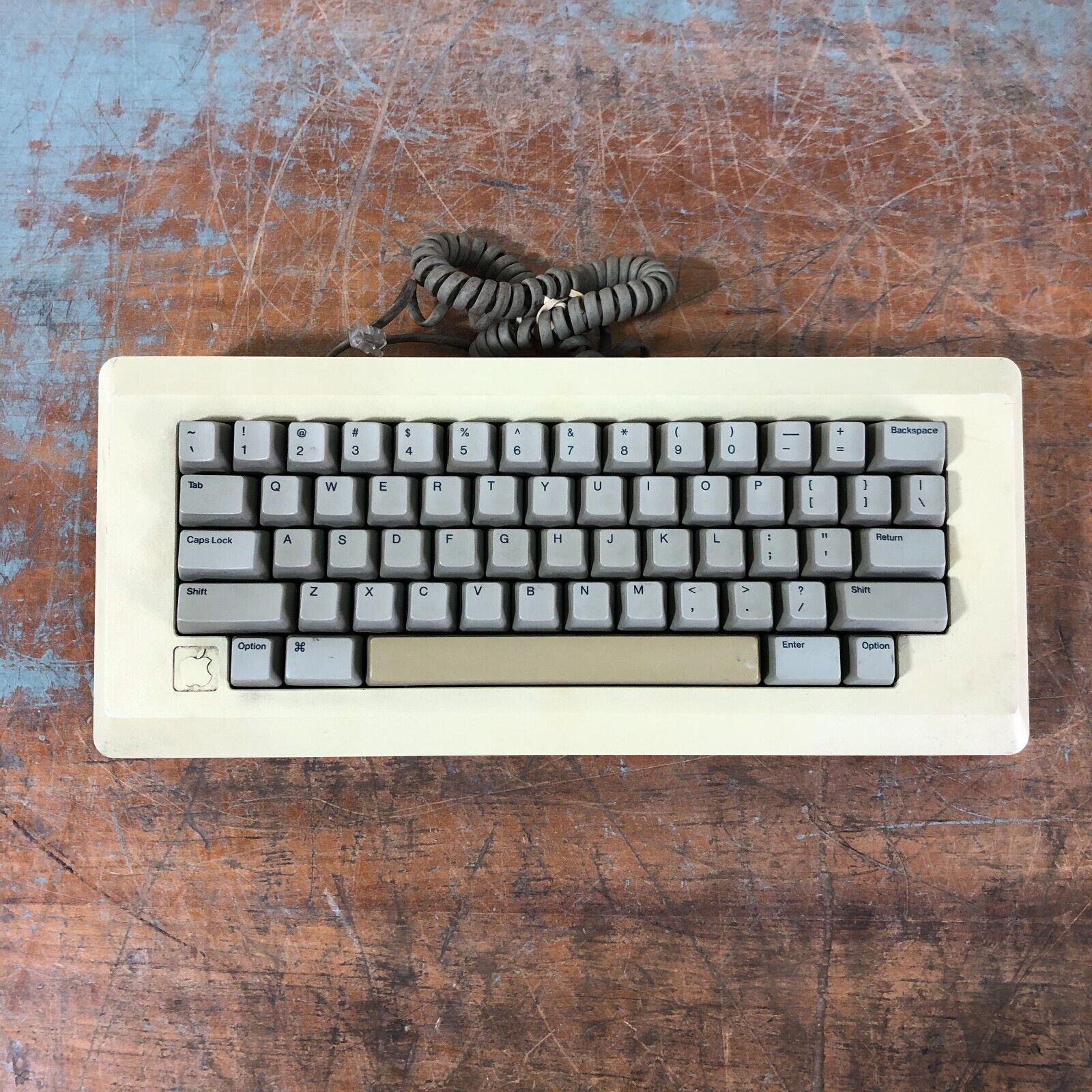 Vintage Apple Macintosh Plus Keyboard M0110A With Original Cord - WORKS